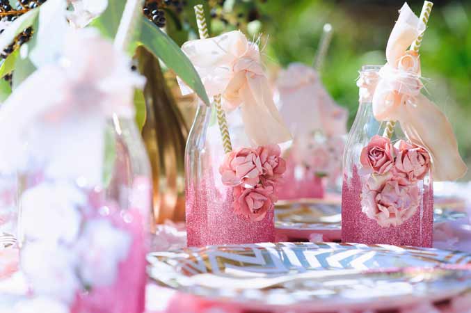 6 Unique Bridal Shower Themes