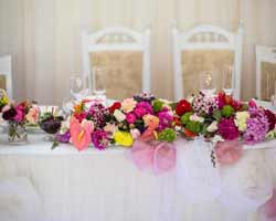 Cut Costs with DIY Centerpieces